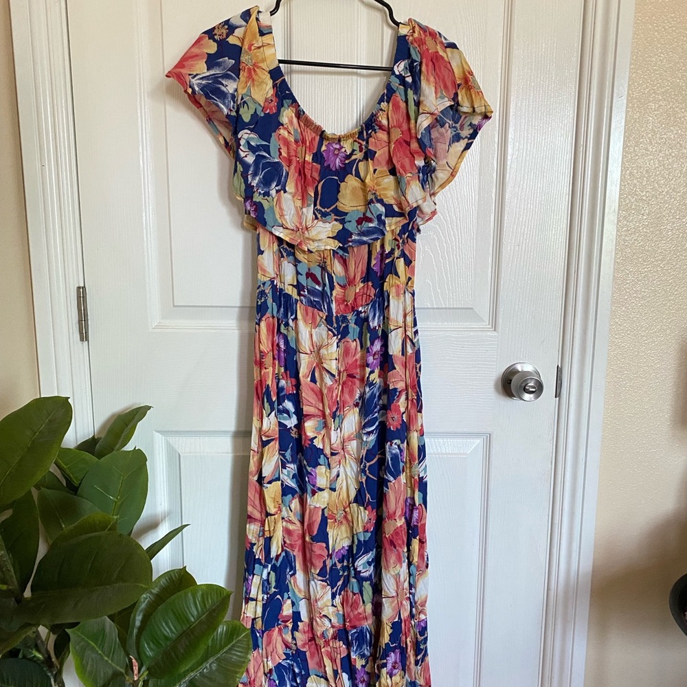 Summer Fashion Nova dress size L
